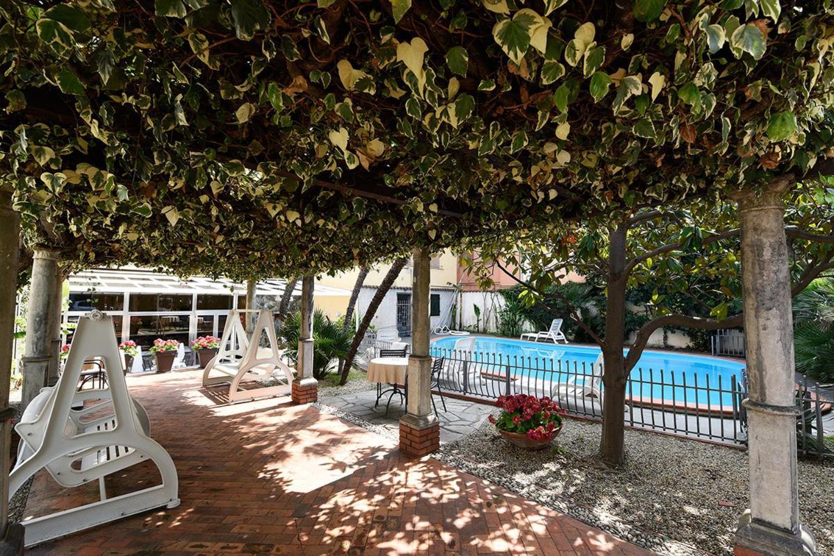 Hotel Splendid Mare Laigueglia Exterior foto