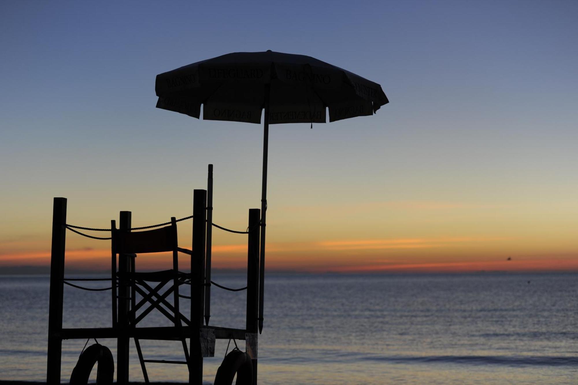 Hotel Splendid Mare Laigueglia Exterior foto