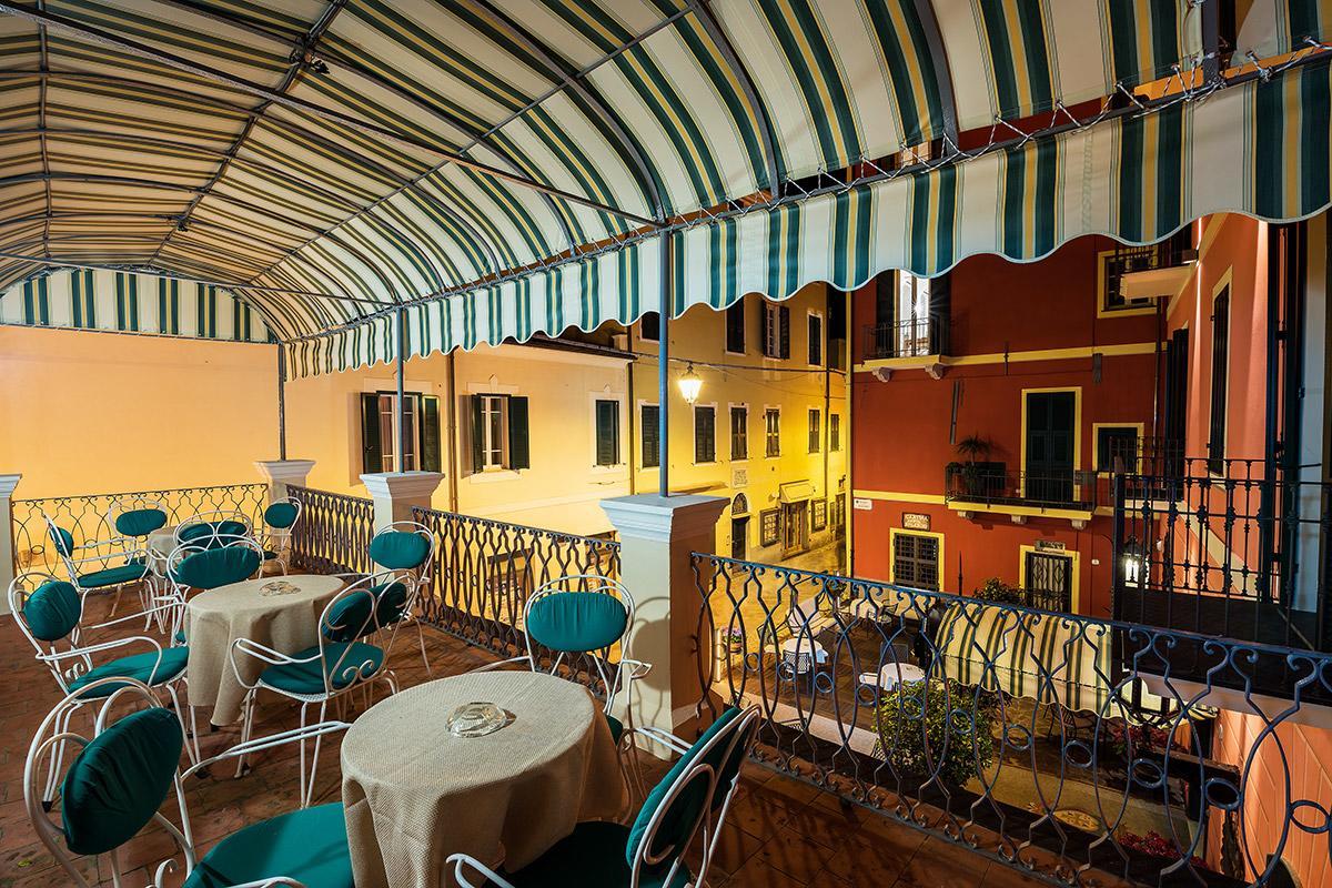 Hotel Splendid Mare Laigueglia Exterior foto